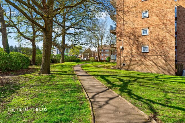 Flat 29, The Homestead, Waterfall Road, London photo 4