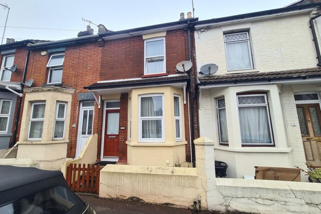 Thumbnail Terraced house for sale in Bright Road, Chatham