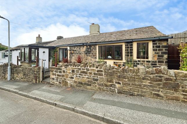 1-bed house on 5, Beck Hill, Bradford, £110,000