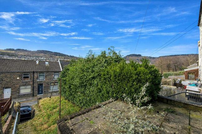 32, Miskin Road, Tonypandy photo 2