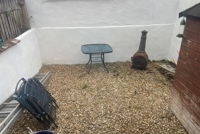 15, Victoria Road Devon, Exeter photo 3
