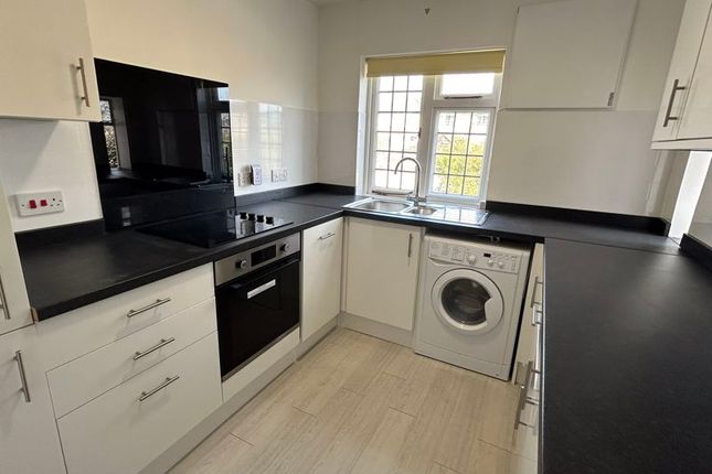 Flat 4, Waterpark Court, Convent Road, Sidmouth photo 3