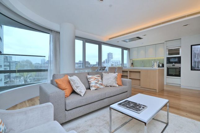 Thumbnail Flat to rent in Canaletto, City Road, Islington, London