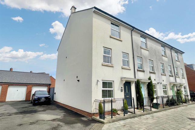 Thumbnail Town house for sale in Teal Way, Portishead, Bristol