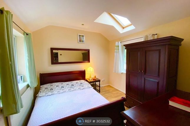 Coxwell Close, Buckingham photo 3