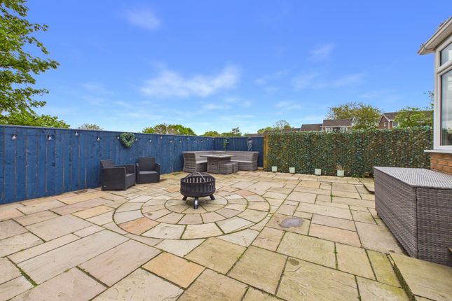 6 Wansbeck Close, Newcastle Upon Tyne photo 4