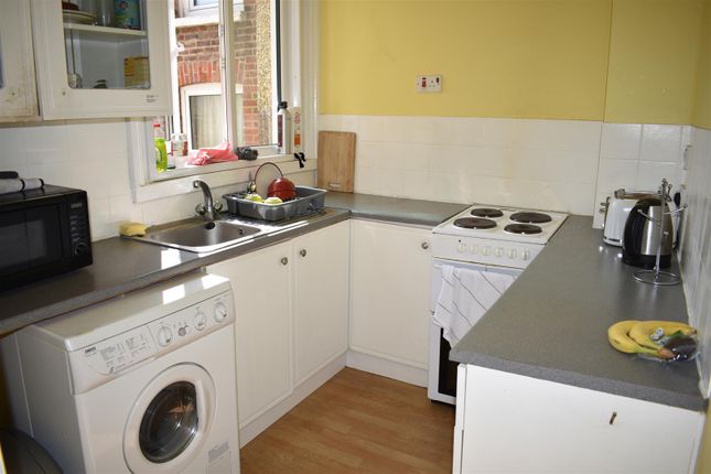 Shared accommodation to rent in Outram Road, Southsea