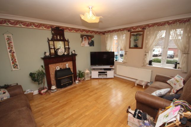 49, 49, Woolavington, Bridgwater photo 2