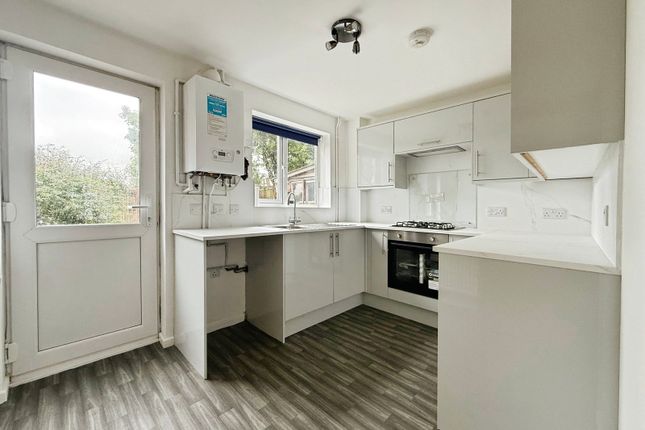13, Clos Tygwyn, Swansea photo 3