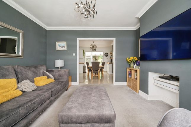 89, Archery Grove, Southampton photo 3