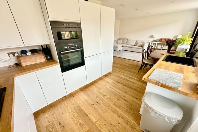 28, Bryn Glas, Aberporth, Cardigan photo 4