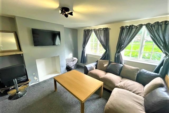 Flat to rent in Mersea Road, Colchester