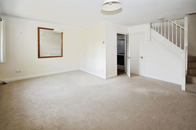 17, Thornbury Green, Twyford photo 2