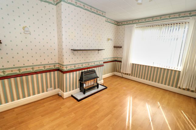 31, Radstock Road, Manchester photo 3