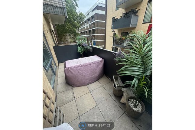 Flat, Parker Building Freda St, London photo 3