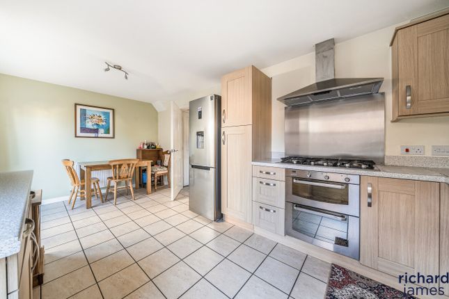 25, Leaze Street, Swindon photo 4