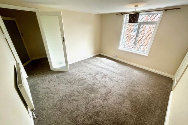 Maisonette to rent in High Street, Gorleston, Great Yarmouth