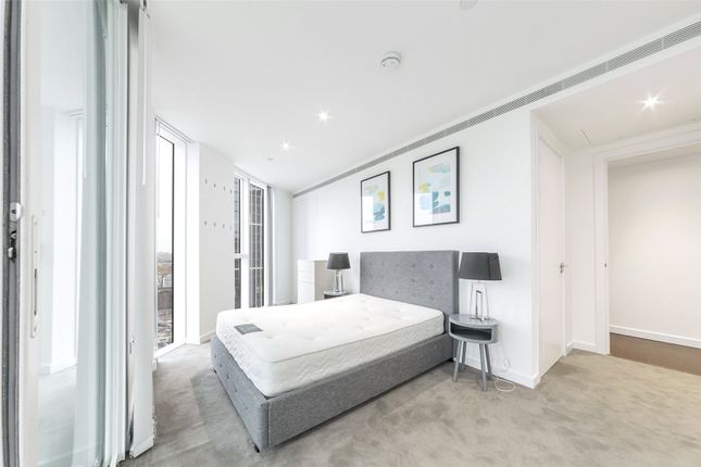 Flat to rent in Sky Gardens, 155 Wandsworth Road, Nine Elms, London