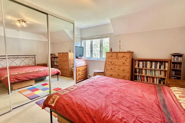 65, Barley Lane, Hastings photo 4