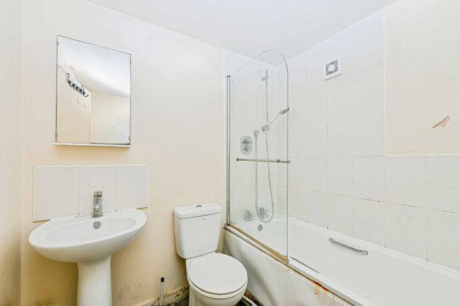 Flat 83, High Point,, Noel Street, Nottinghamshire photo 4