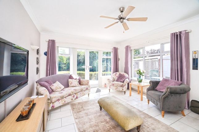 15, Brian Avenue, Cleethorpes photo 4