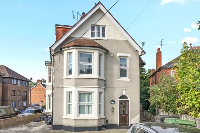 1-bed flat on 42, Frimley Road, Camberley, £75,000