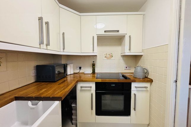 6, Glovers Court, Liverpool photo 5