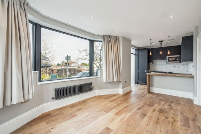 Flat 3 Gidar House, 13 The Crossway, Uxbridge photo 4