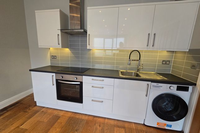 2, nazeing road, waltham abbey photo 3