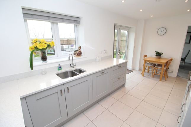 17, Evans Avenue, Leicester photo 4