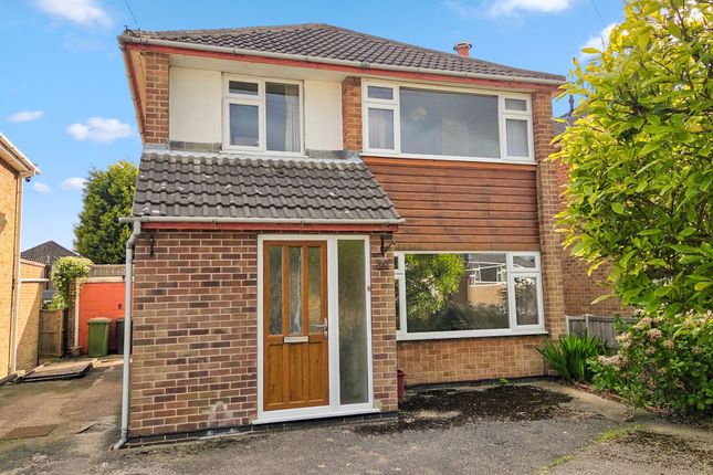 3-bed house on 66, Rosslyn Road, Coalville, £200,000
