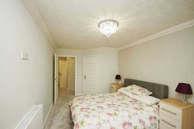 Flat for sale in Normandy Drive, Yate, Bristol, Gloucestershire