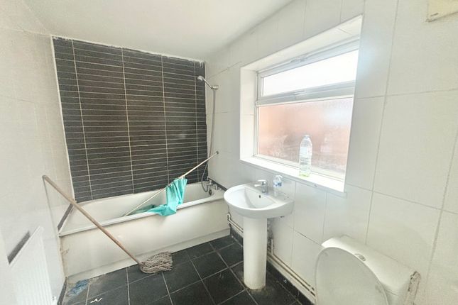 75, Devana Road, Leicester photo 5