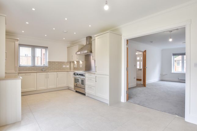 Plot 98 Alnwick, Brookfield Farm Way, Great Dunmow photo 4