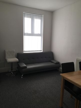 394, MANCHESTER photo 3