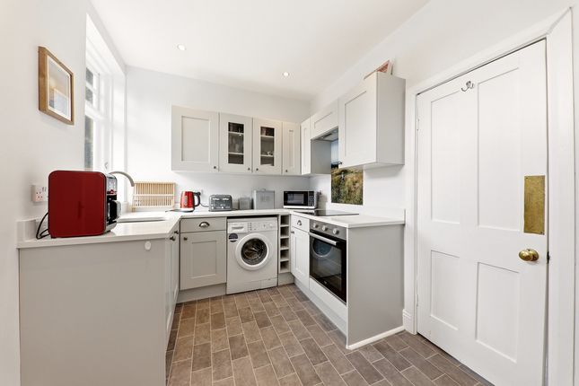 2, Ashfield Place, Leeds photo 4