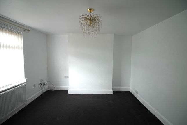 Lounge 2