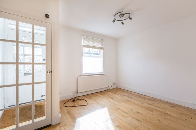 49 Holmesdale Road, Reigate photo 4