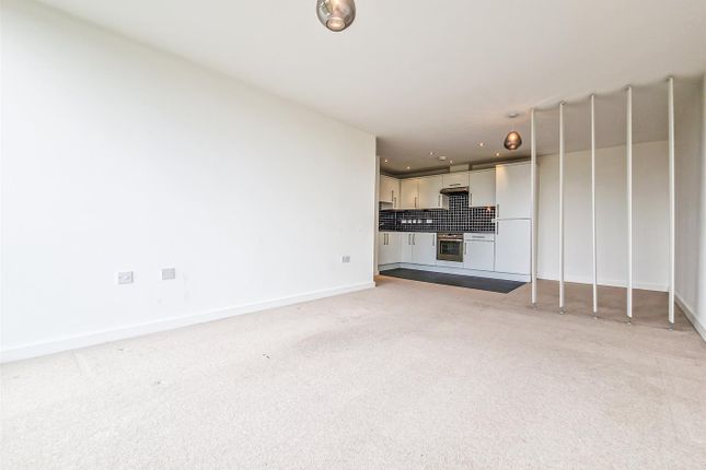 Flat for sale in Meridian Point, Southchurch Road, Southend-On-Sea