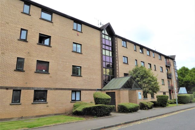 Thumbnail Flat to rent in Riverview Drive, Glasgow