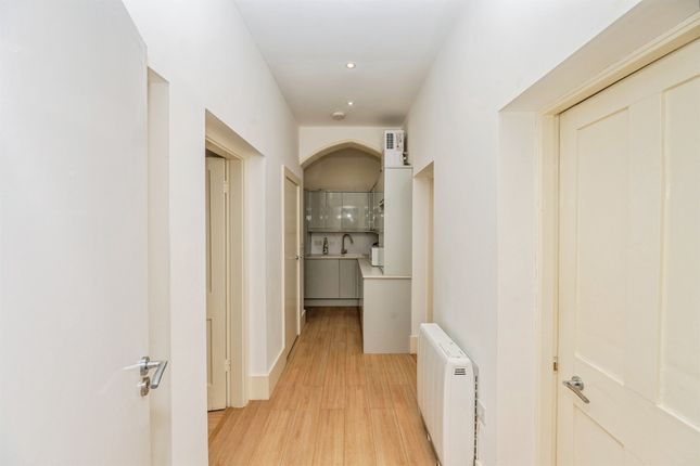 Flat 6, 46, Handsworth Wood Road, Birmingham photo 2