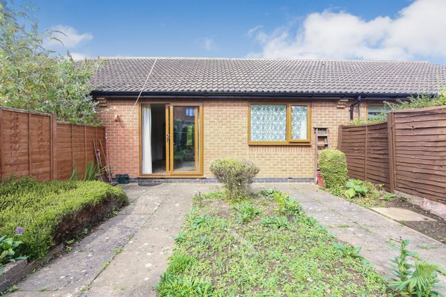 Bungalow for sale in Ferrieres Close, Dunchurch, Rugby