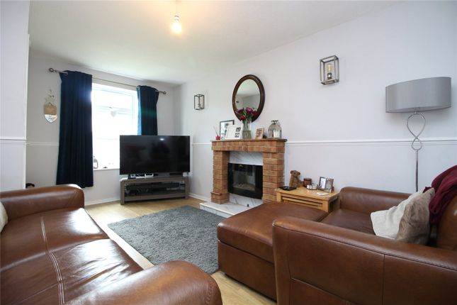 43, Brownsea Close, New Milton photo 3