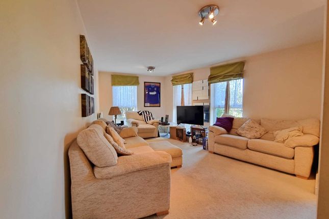 Flat for sale in Broomwade Close, Ipswich