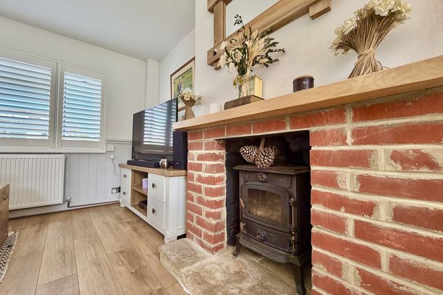 2, St. Saviours Road, Totland Bay photo 4