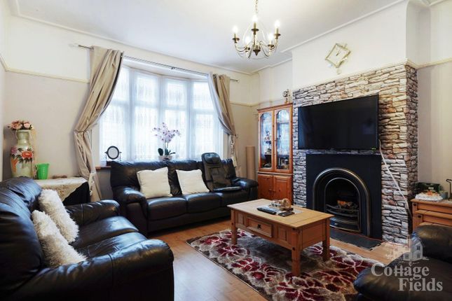 Property for sale in Tottenhall Road, London