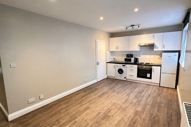 164a (3), West Hendon Broadway, London photo 3