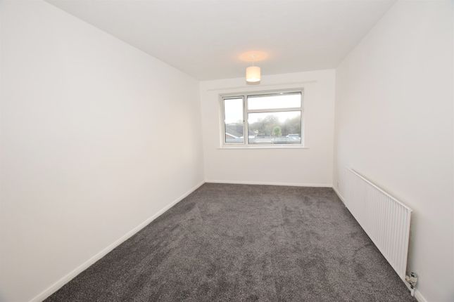 58, Markfield, Bognor Regis photo 4