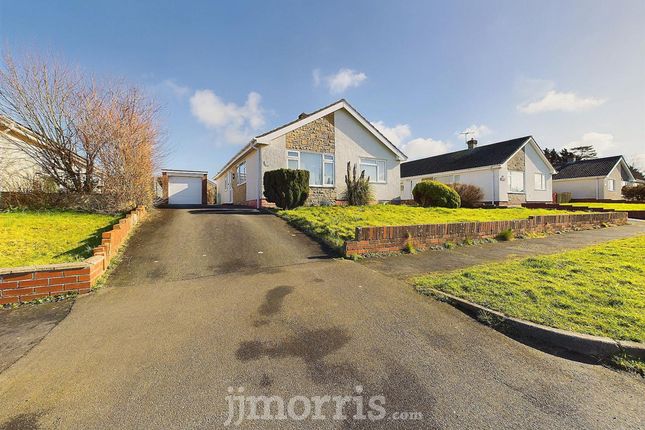 3-bed house on 16 Heol Helyg, Cardigan, £255,000