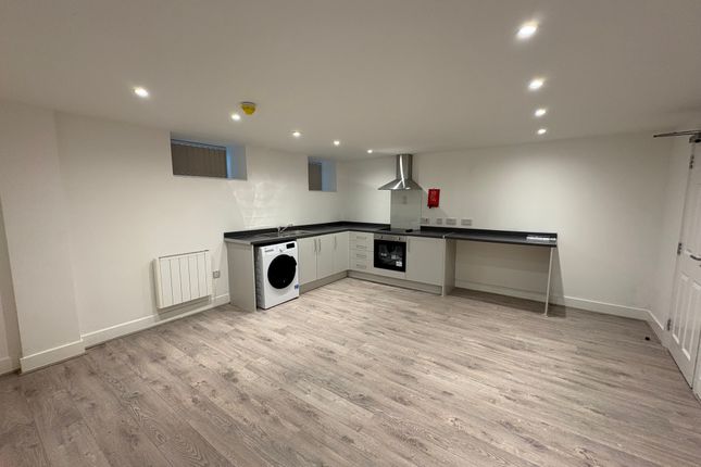 Flat 1 , Sackville St, Bradford photo 3